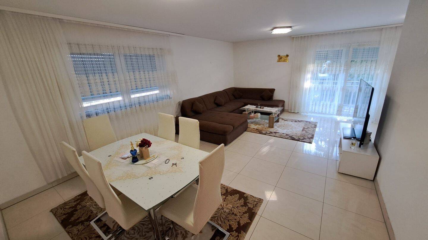 Geräumige 4-Zimmer-Wohnung mit 116 m², zwei Stellplätzen und Keller – Ihr neues Zuhause!, 63571 Gelnhausen