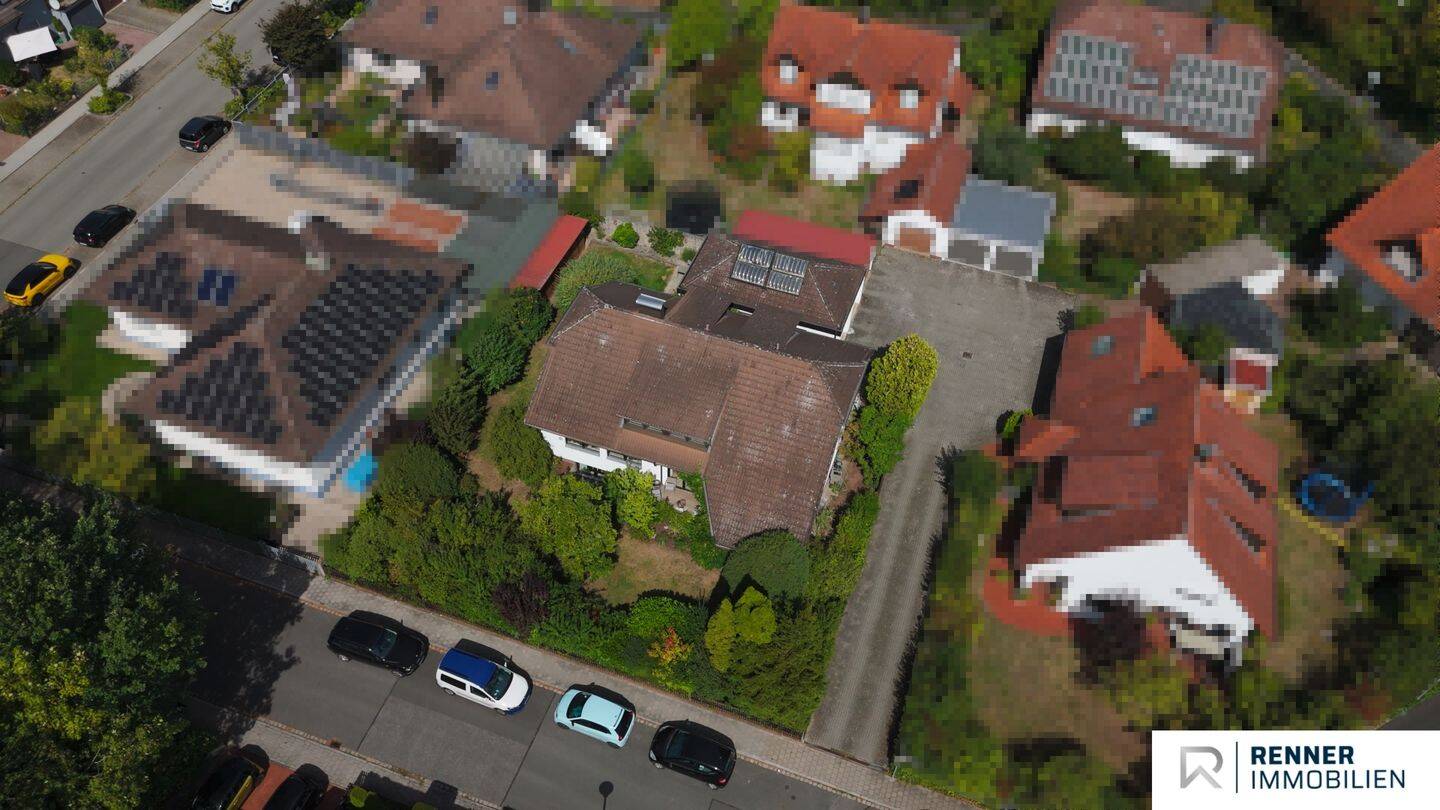 Villa mit Gartenparadies und Einliegerwohnung – Großzügiges Wohnen vor den Toren Nürnbergs, 90522 Oberasbach