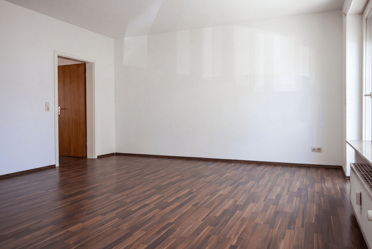Unkompliziert: Möbel rein und Wohnen: Einzimmerwohnung in Neu-Ulm mit Donaunähe, 89231 Neu-Ulm