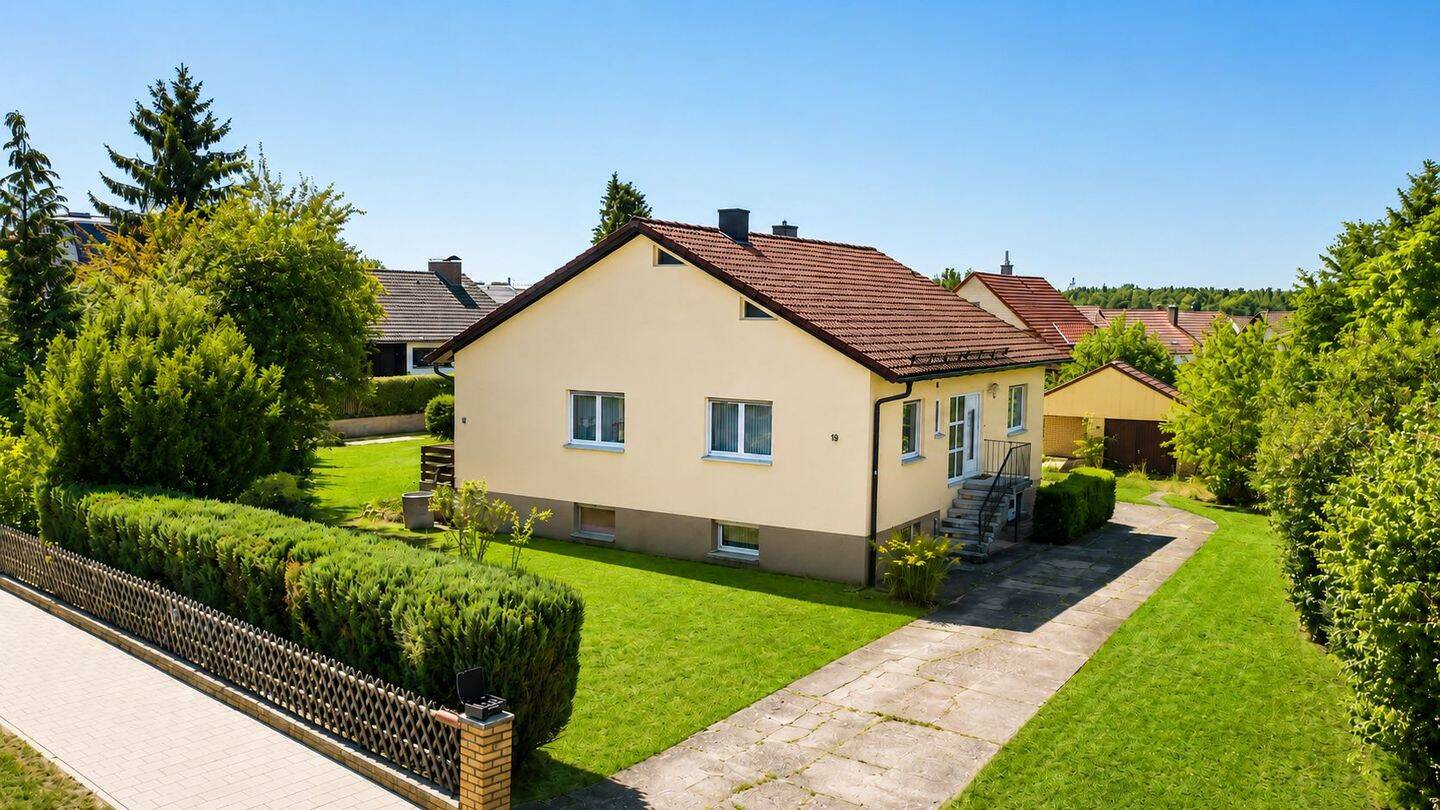 Gemütliches Bungalow in ruhiger Lage von Sengenthal 1.261 m² Grundstück, 92369 Sengenthal