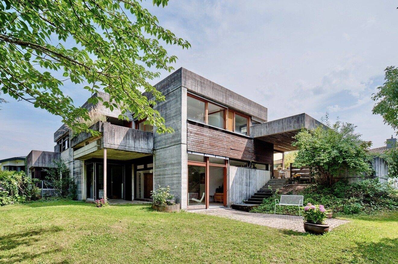 Architekturklassiker von 1968 im Originalzustand mit 2 Wohneinheiten auf beeindruckendem Grundstück, 88400 Biberach an der Riß