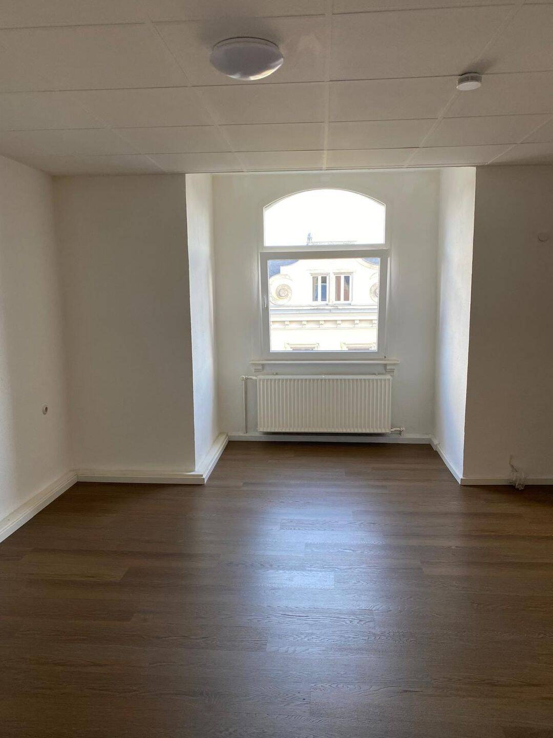 Helle, gemütliche 4-Zimmer Altbauwohnung in zentraler Lage von Coburg, 96450 Coburg