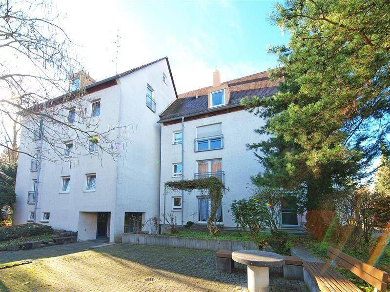 Großzügige 4-Zimmer-Dachgeschosswohnung mit Balkon – frisch renoviert und ganz für sich, 88046 Friedrichshafen