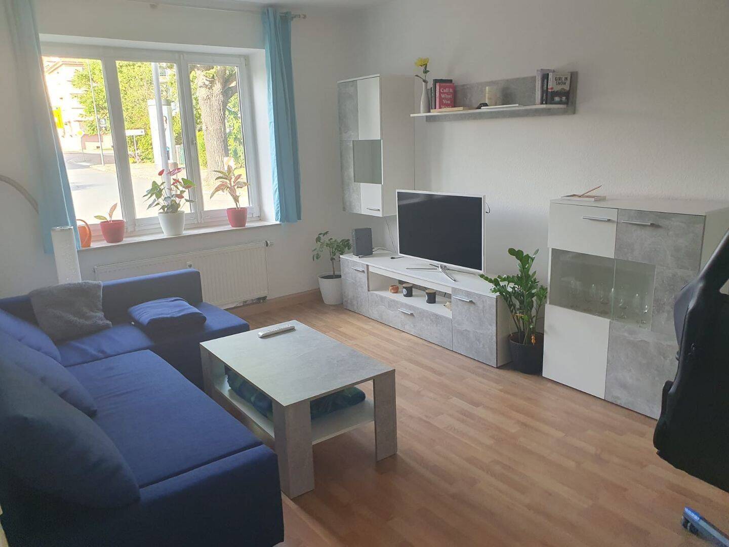 Helle 2 Zimmer mit Balkon ** Schlafzimmer zur ruhigen Gartenseite, 4159 Leipzig (Lützschena-Stahmeln Möckern Wahren)