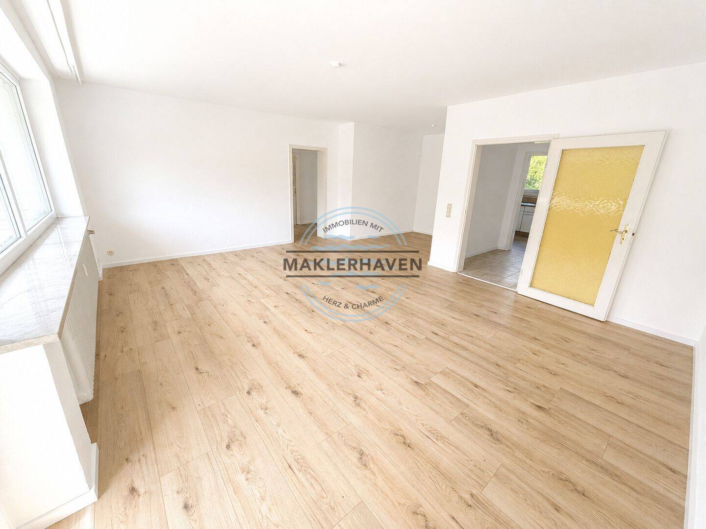 Schöne 3-Zimmer-Eigentumswohnung mit Südwestbalkon und Garage in Heppens, 26384 Wilhelmshaven (Heppens Heppenser Groden Innenhafen Innenstadt Neuende)