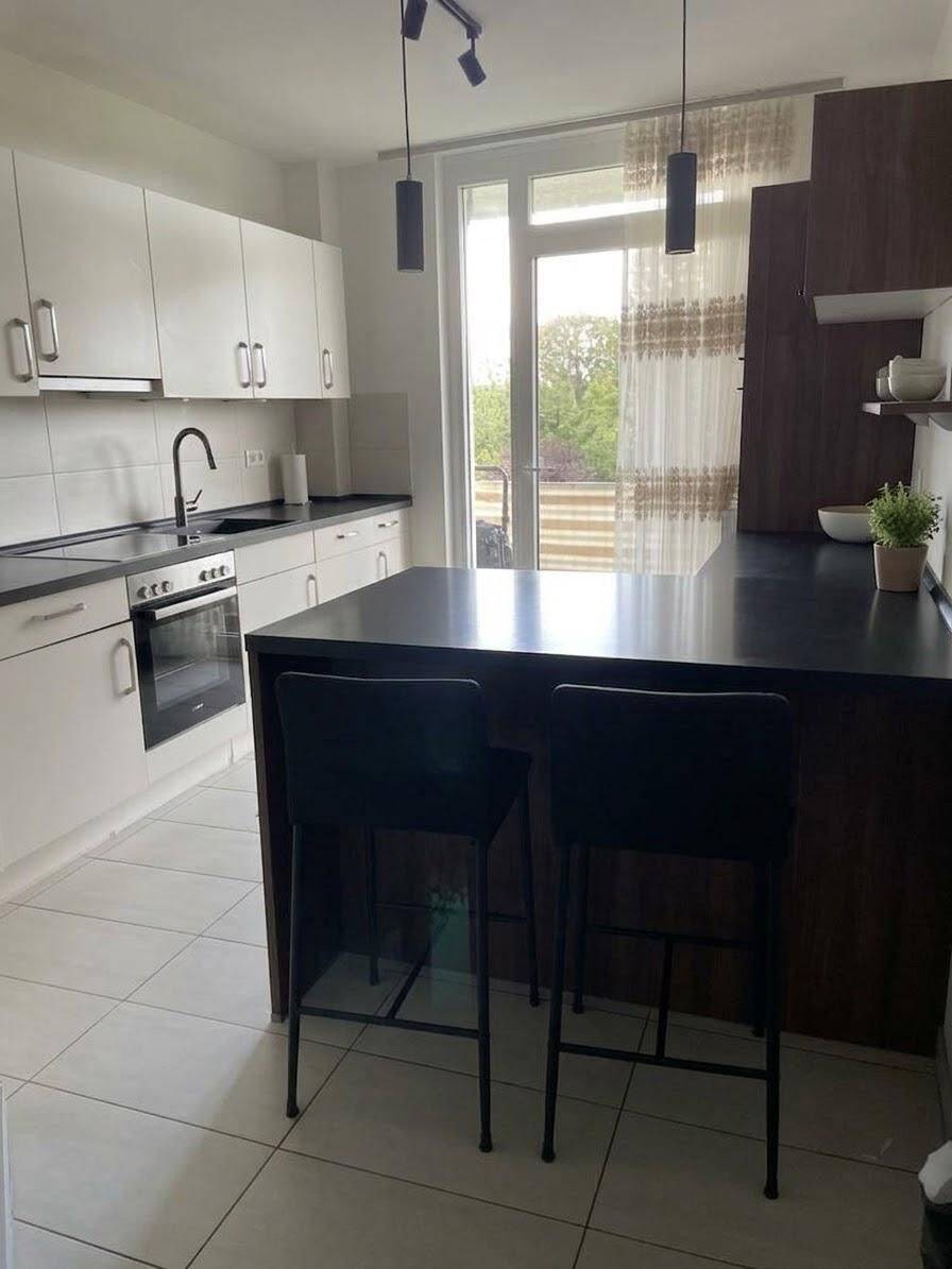 4-Zimmerwohnung mit Balkon, 22547 Hamburg (Altona Bahrenfeld Eidelstedt Lurup)