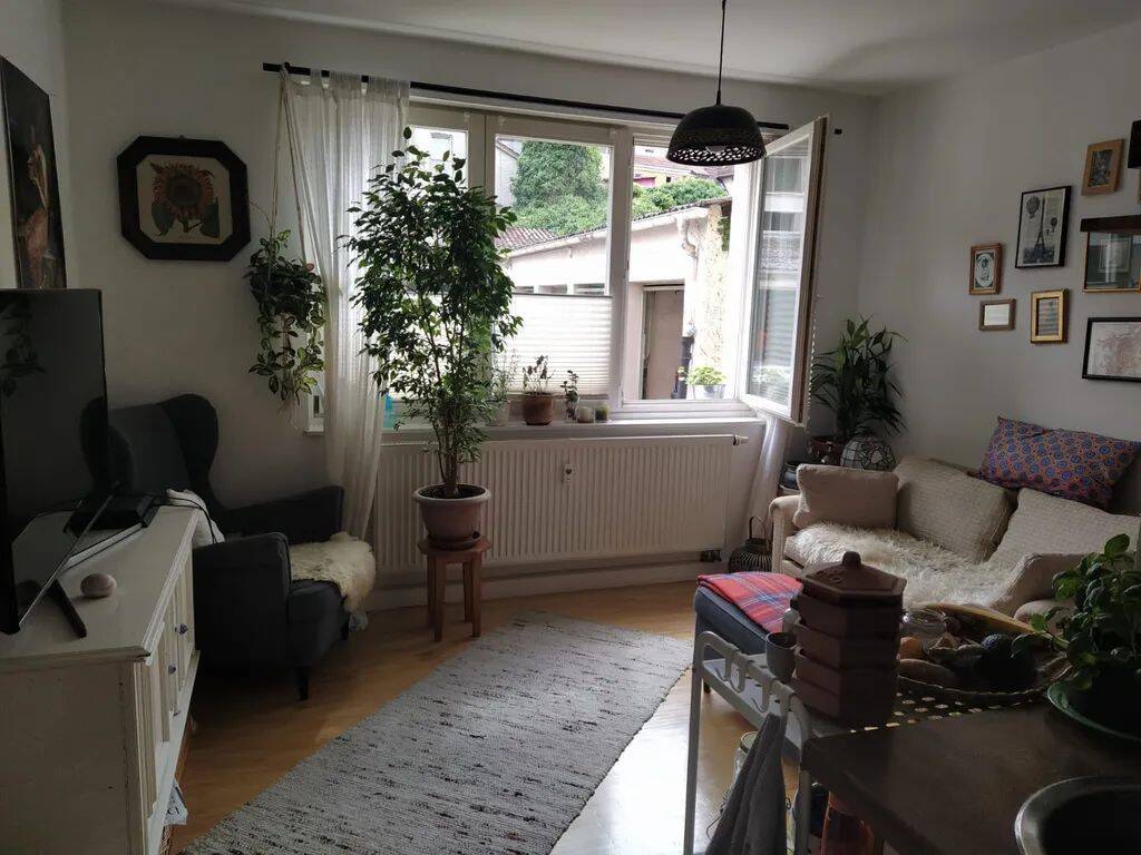 zentrale gemütliche Wohnung sucht neuen Mieter, 97070 Würzburg (Altstadt)