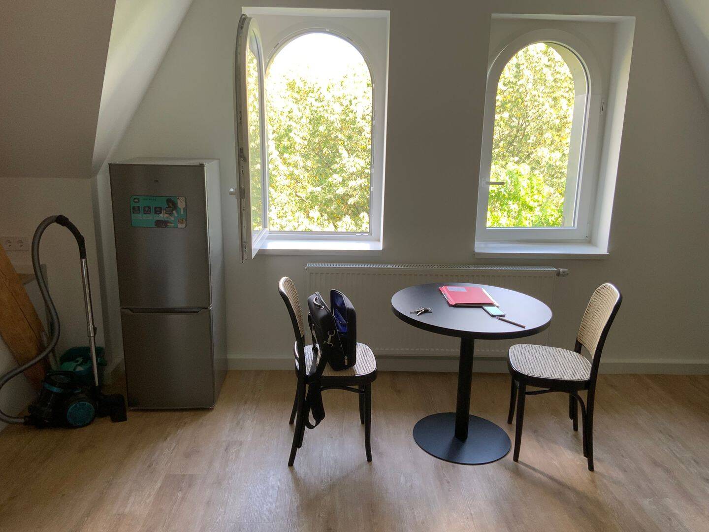 Stilvolle möbliertes Apartment in Düsseldorf, 40227 Düsseldorf (Eller Oberbilk)