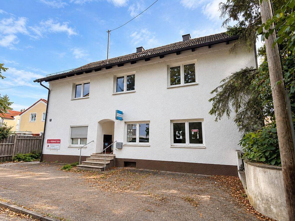 Haus in Kothau mit Gewerbeeinheit im EG sucht Handwerker, 85053 Ingolstadt (Ingolstadt Kothau Niederfeld Ringsee Rothenturm)