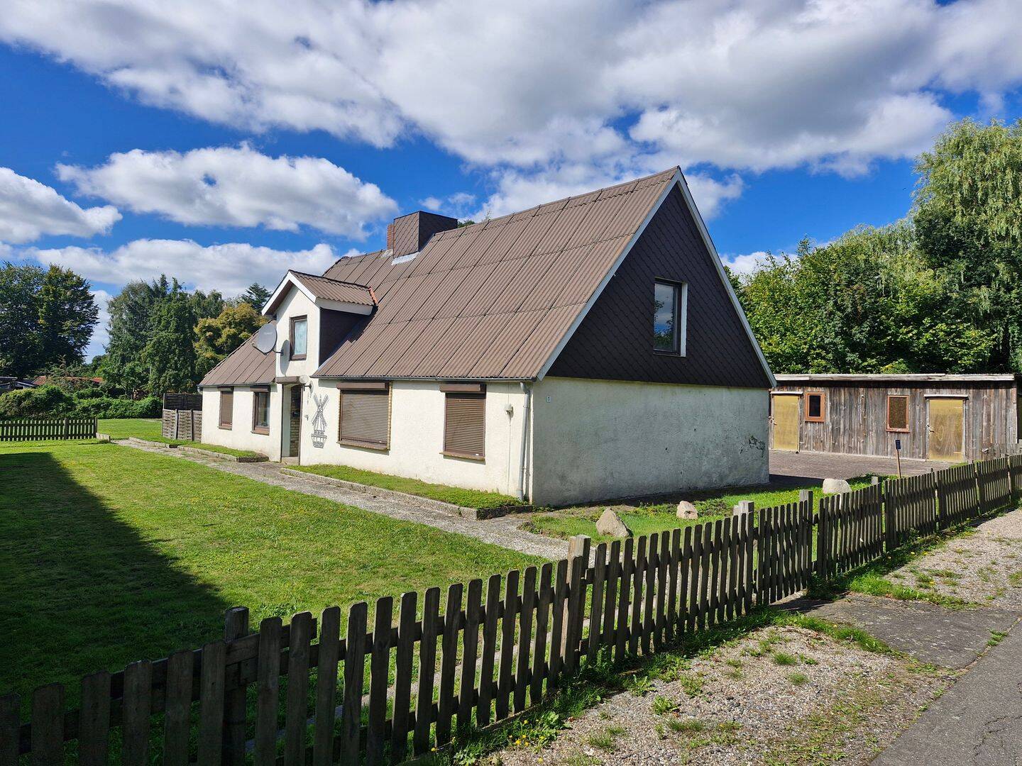 Sanierungsobjekt auf sonnigem Grundstück in naturnaher Lage in Elsdorf-Westermühlen, 24800 Elsdorf-Westermühlen