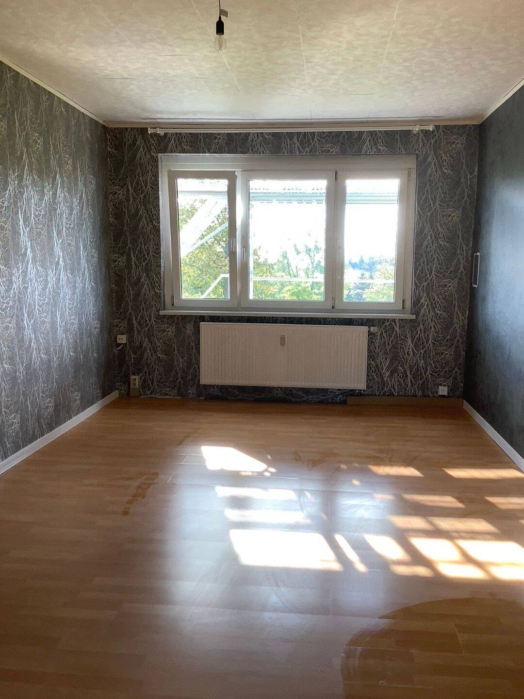 2Raum Wohnung in Reichmannsdorf, 7318 Saalfeld/Saale (Reichmannsdorf)