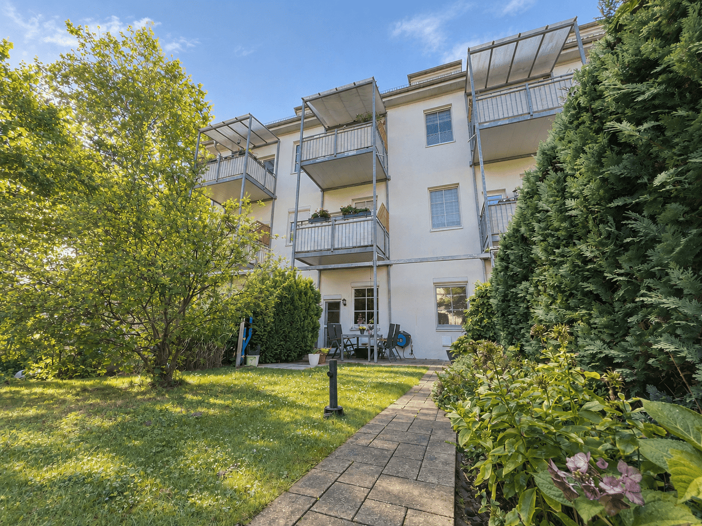 3-Raumwohnung mit Terrasse, Gartenanteil und Stellplatz – in zentrumsnaher Lage von Riesa!, 1589 Riesa