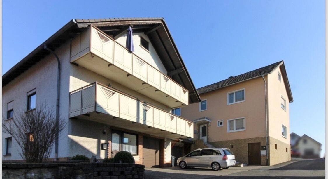 Großzügige 4-Zimmer-Wohnung im Herzen von Hofbieber, 36145 Hofbieber