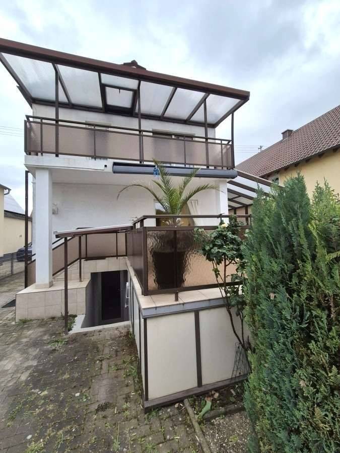Chic & modern: Doppelhaushälfte mit Garten und vermietbarem 2-ZKB-Apartment in Lu-Oggersheim, 67071 Ludwigshafen am Rhein (Oggersheim Ruchheim)