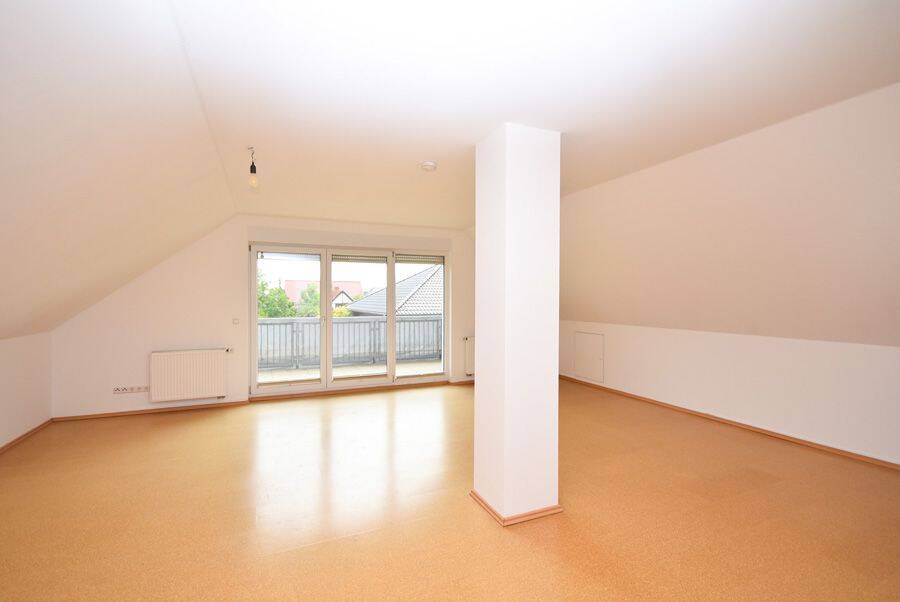 Attraktive 3-Zimmer-Dachgeschosswohnung in begehrter Wohnlage von Wolfsburg-Mörse!, 38442 Wolfsburg (Ehmen Fallersleben Mörse Sandkamp Sülfeld)