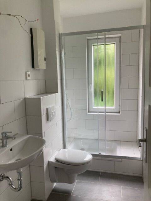 Erstbezug nach Sanierung – helle 3-Zimmer-Wohnung im 1. OG, 26954 Nordenham