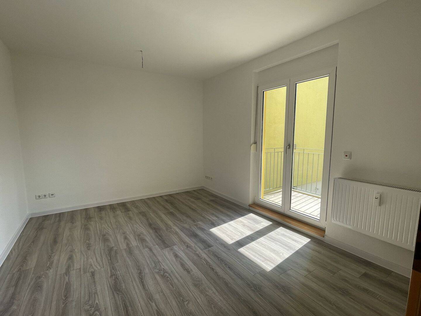 Idyllische Rentnerwohnung im EG mit Balkon, 14772 Brandenburg an der Havel (Altstadt Görden Hohenstücken Nord)