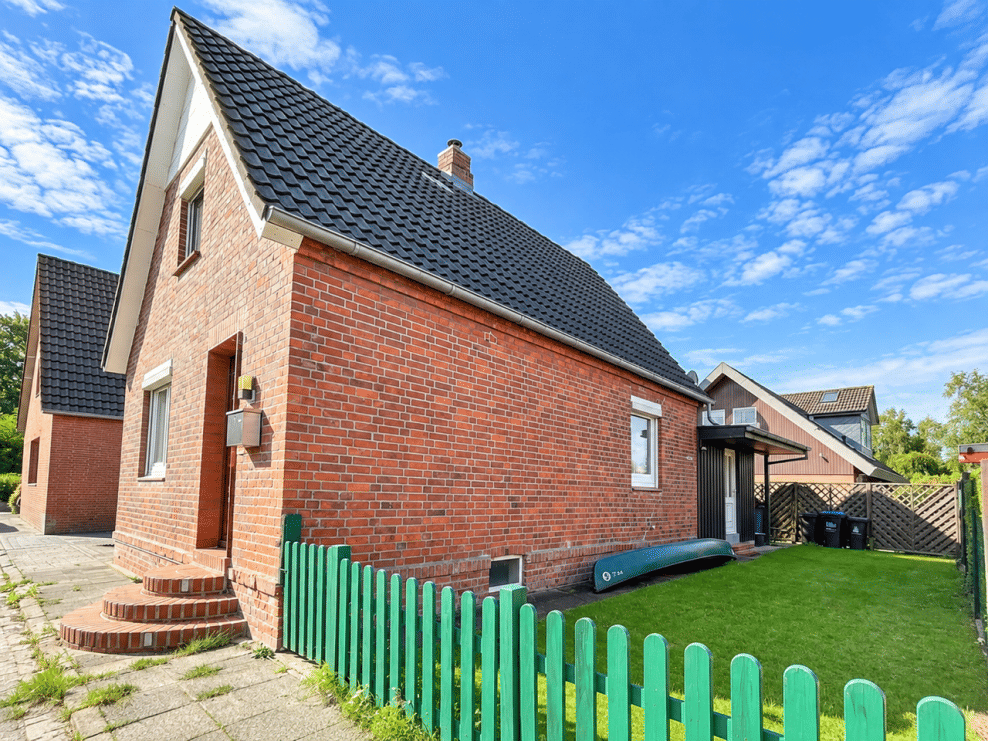 Gepflegtes kleines Einfamilienhaus in Freiburg/Elbe, 21729 Freiburg (Elbe)