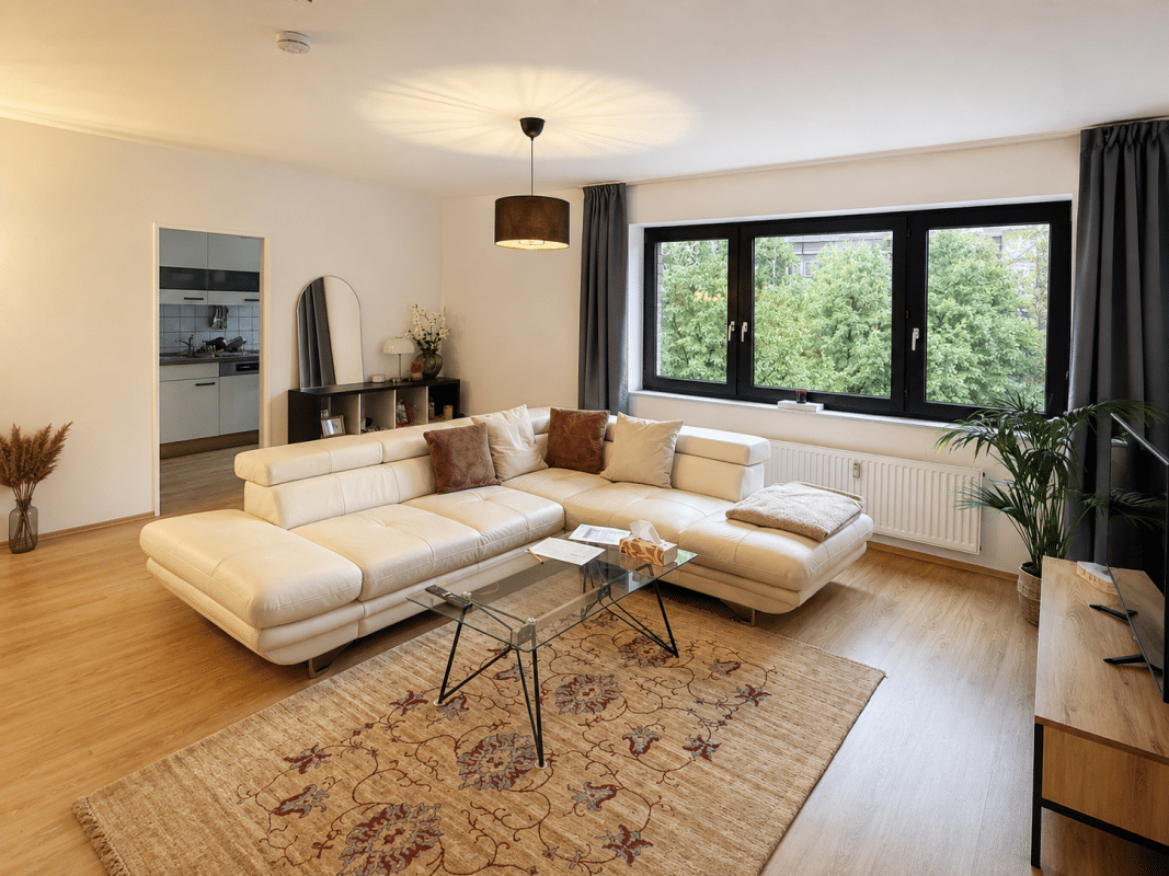 Zweizimmerwohnung mit Balkon und Aufzu, 40591 Düsseldorf (Eller Holthausen Oberbilk Wersten)