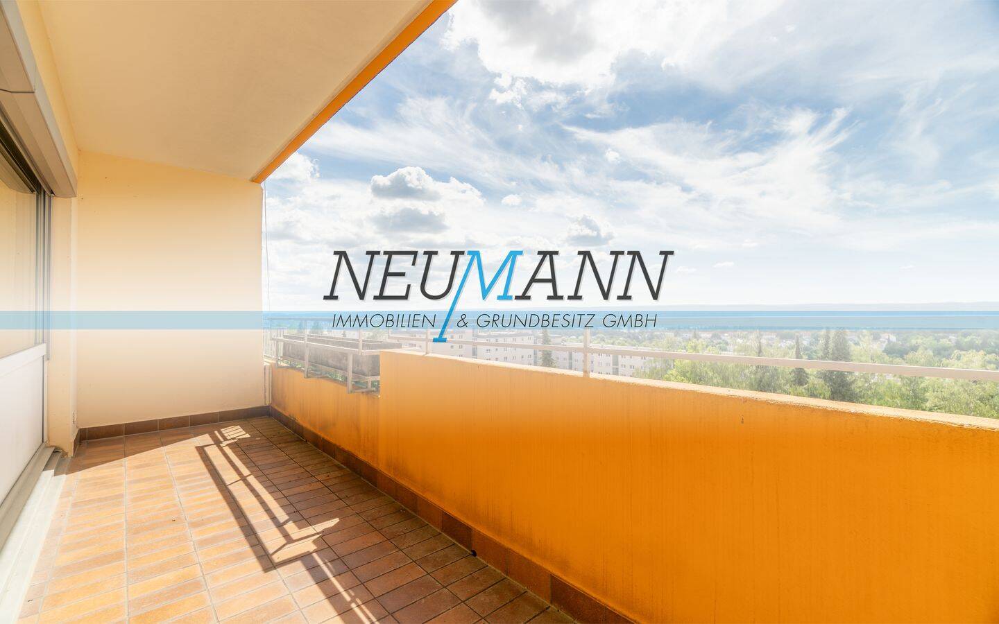 Sanierungsbedürftige 4-Zimmer-Wohnung – Wohnen mit Weitblick über Villingen, 78052 Villingen-Schwenningen