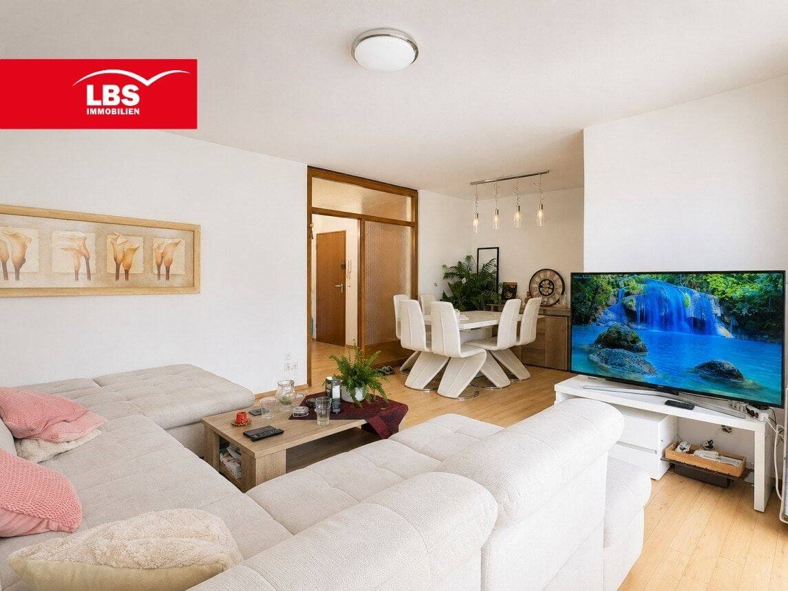 Helle 2-Zimmer-Wohnung mit Balkon in Bad Godesberg, 53117 Bonn (Auerberg Buschdorf Graurheindorf Zentrum Castell)
