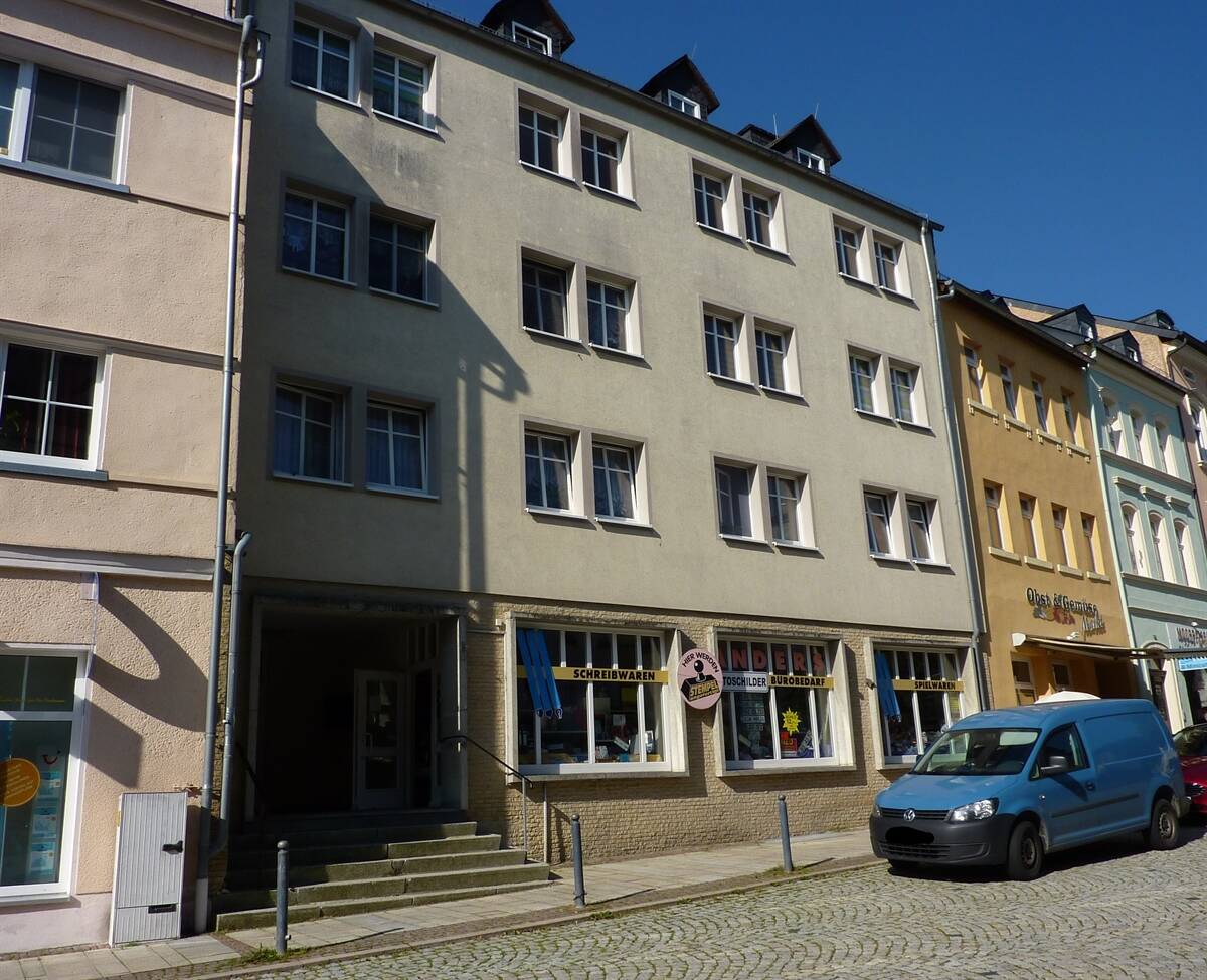 4-Raum-Wohnung auf dem Markt, 7356 Bad Lobenstein