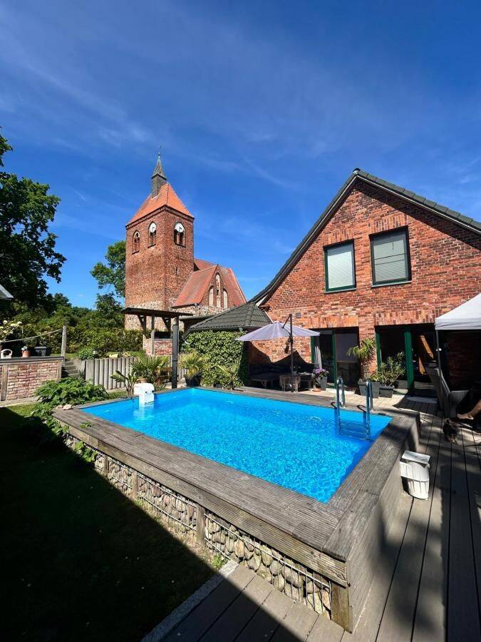 Landhaus mit Pool, Galerie & traumhaftem Garten – Ihr privates Paradies in Schönhagen, 16928 Pritzwalk