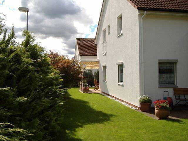 Kremmen b. Berlin: Bezugsfreies & attraktives Reihenendhaus mit Terrasse und Carport., 16766 Kremmen