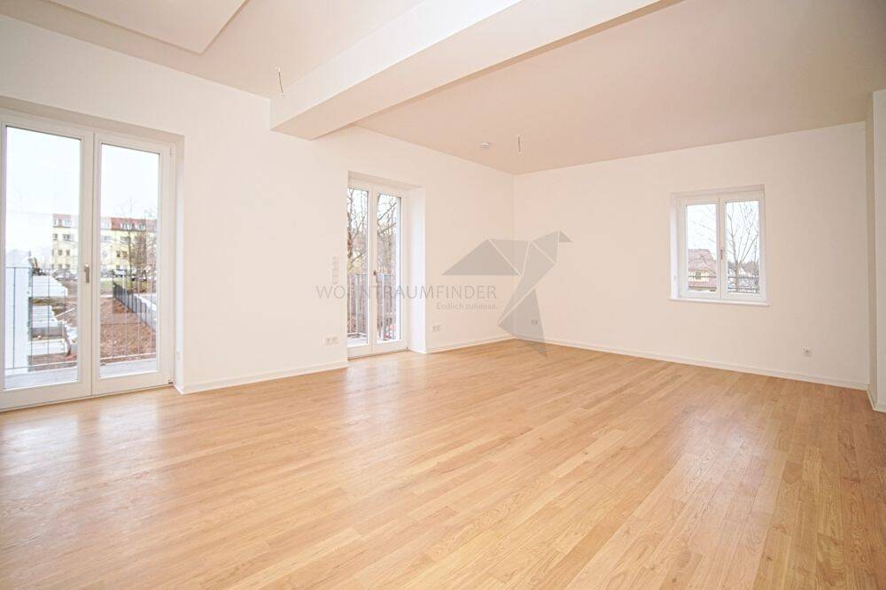 Helle, großzügige 3 Zimmer Wohnung im Kulturpalast Rabenstein – Tageslichtbad, Balkon, TG-Stellplatz, 9117 Chemnitz (Rabenstein Reichenbrand Rottluff Siegmar)