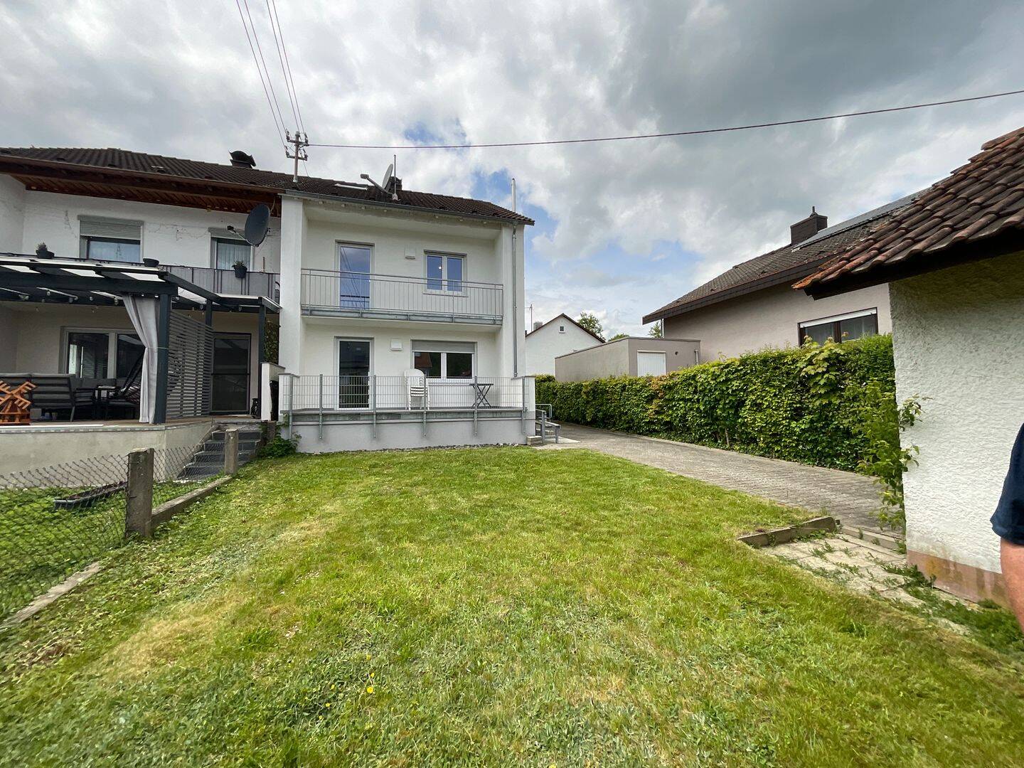 Großzügig sanierte DHH mit großem Garten, Balkon und Sonnenterrasse! Sofort frei!, 89601 Schelklingen