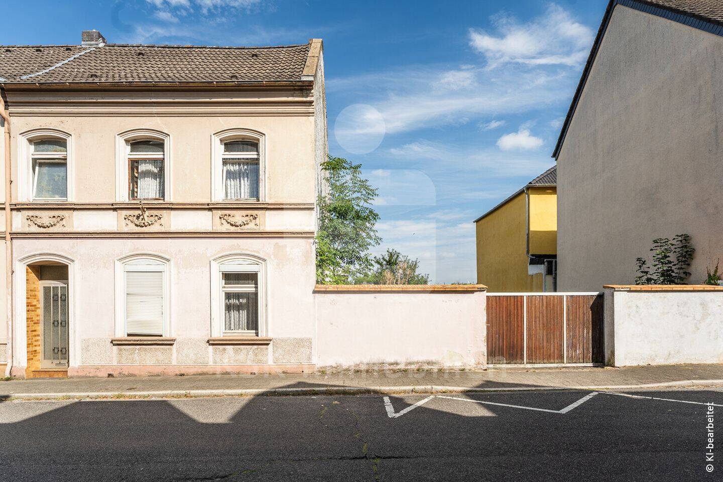 Abriss oder Kernsanierung? Einfamilienhaus in Bedburg., 50181 Bedburg
