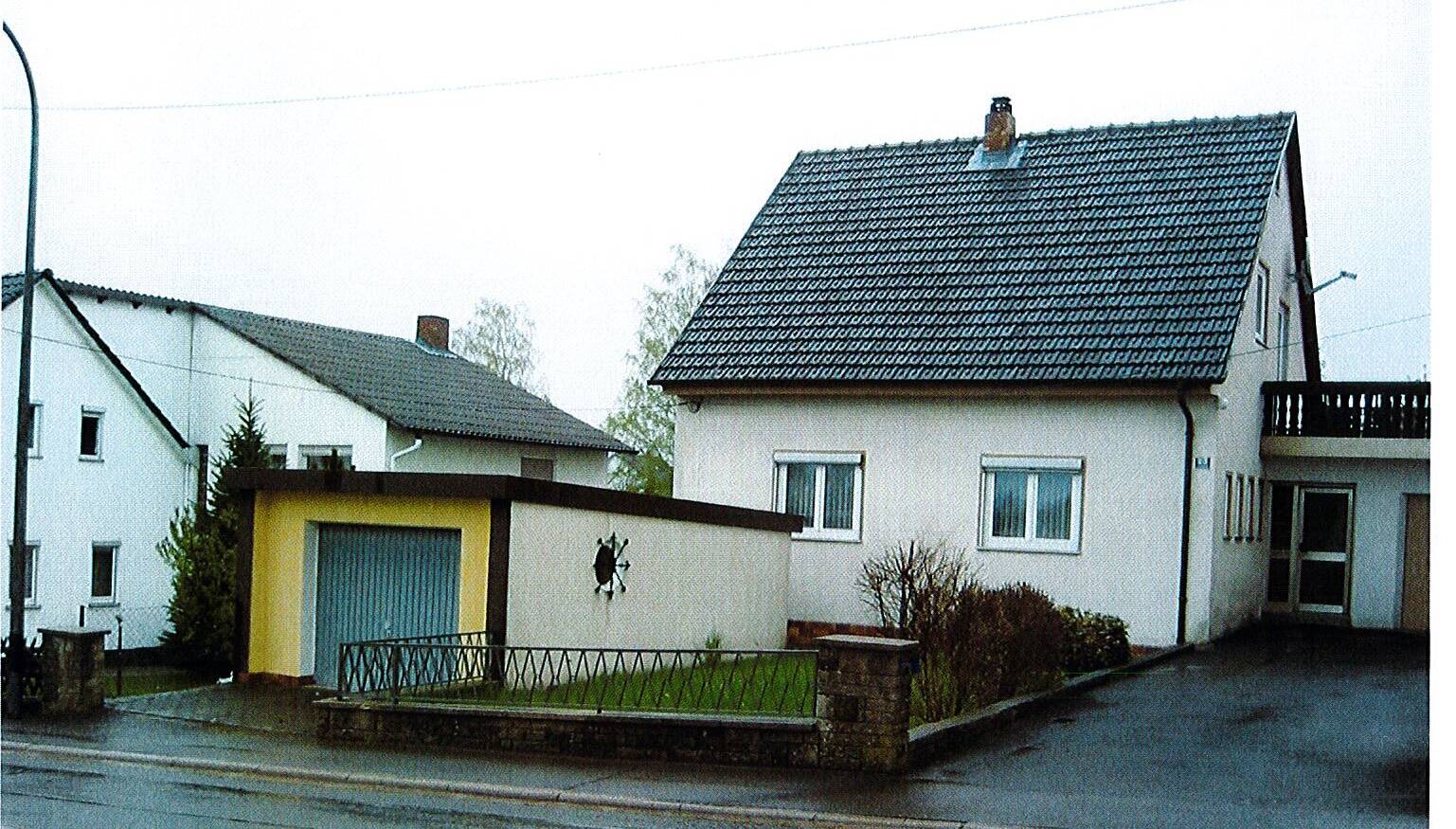 HAUS MIT MIETER, 96279 Weidhausen b. Coburg