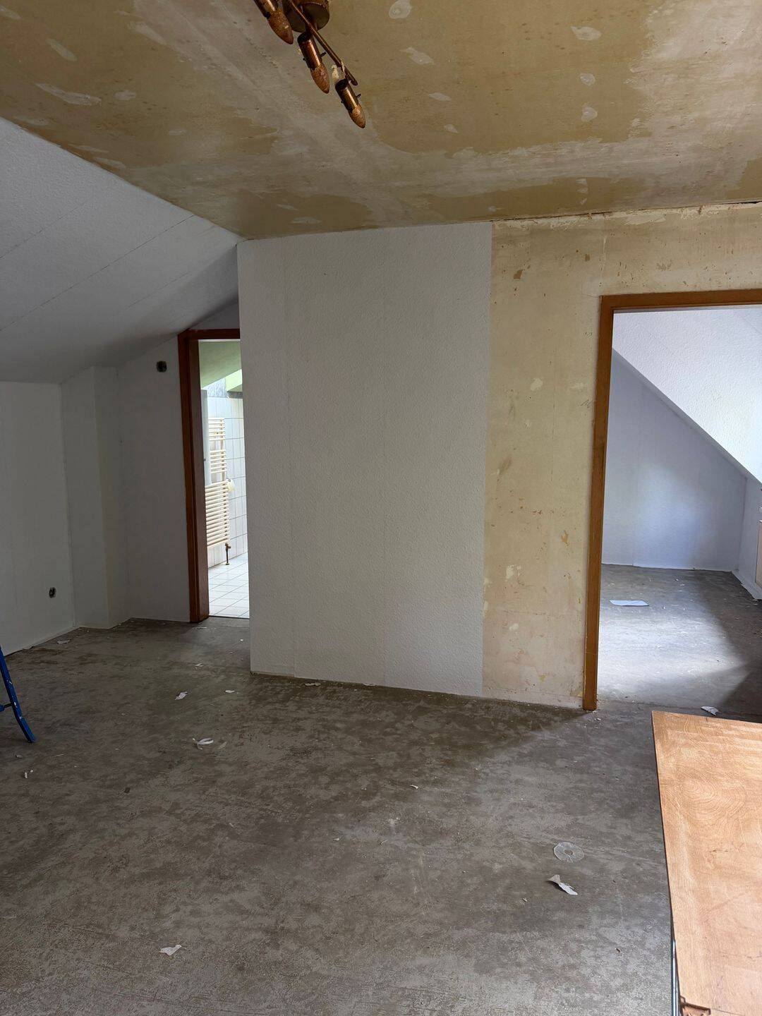 Renovierte und gemütliche 2-Zimmerwohnung in ruhiger Lage!, 61381 Friedrichsdorf