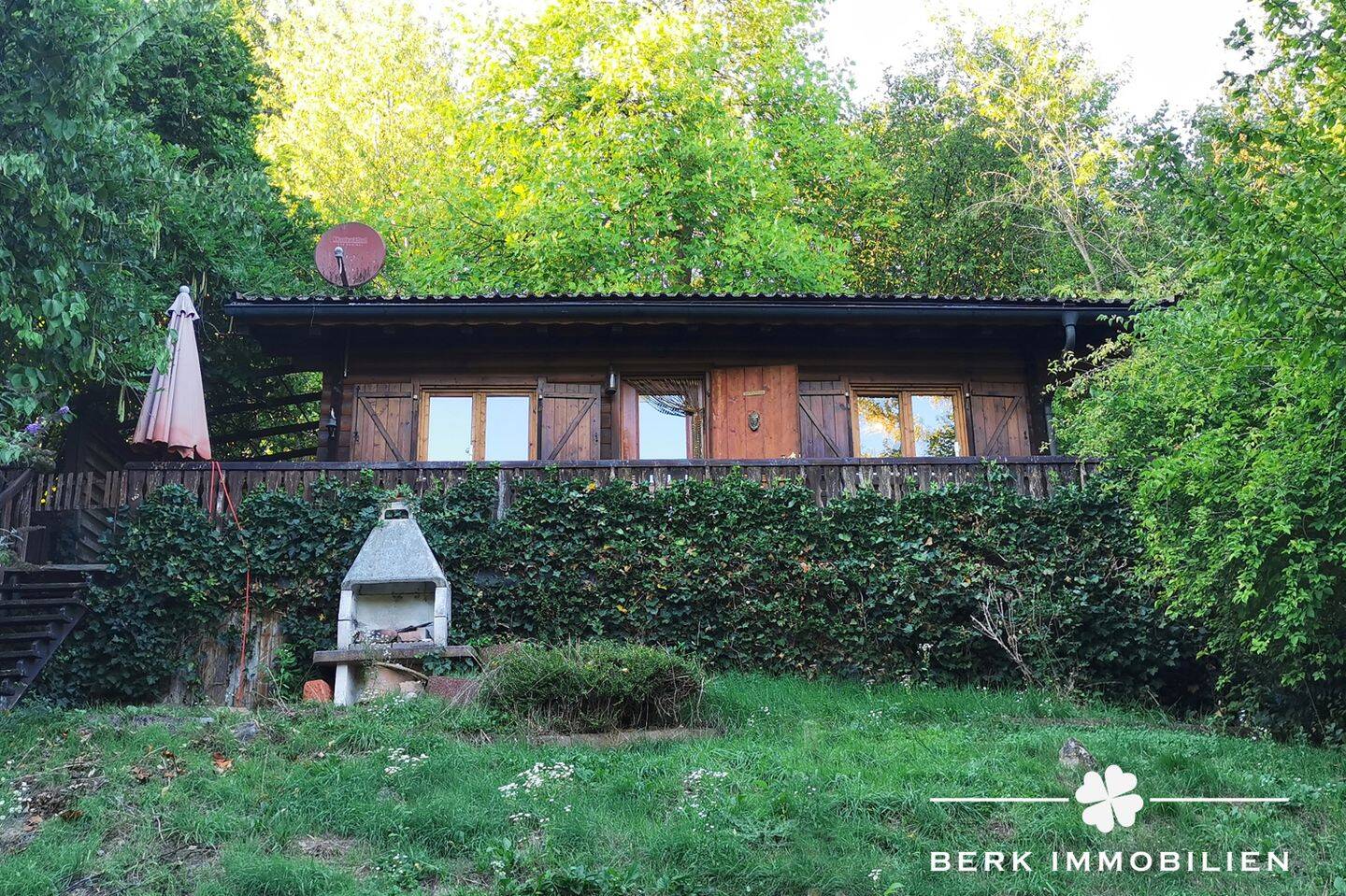 BERK Immobilien – Wochenendhaus und bebaubares Grundstück in Rüdenau – Naturparadies mit Ausblick, 63924 Rüdenau