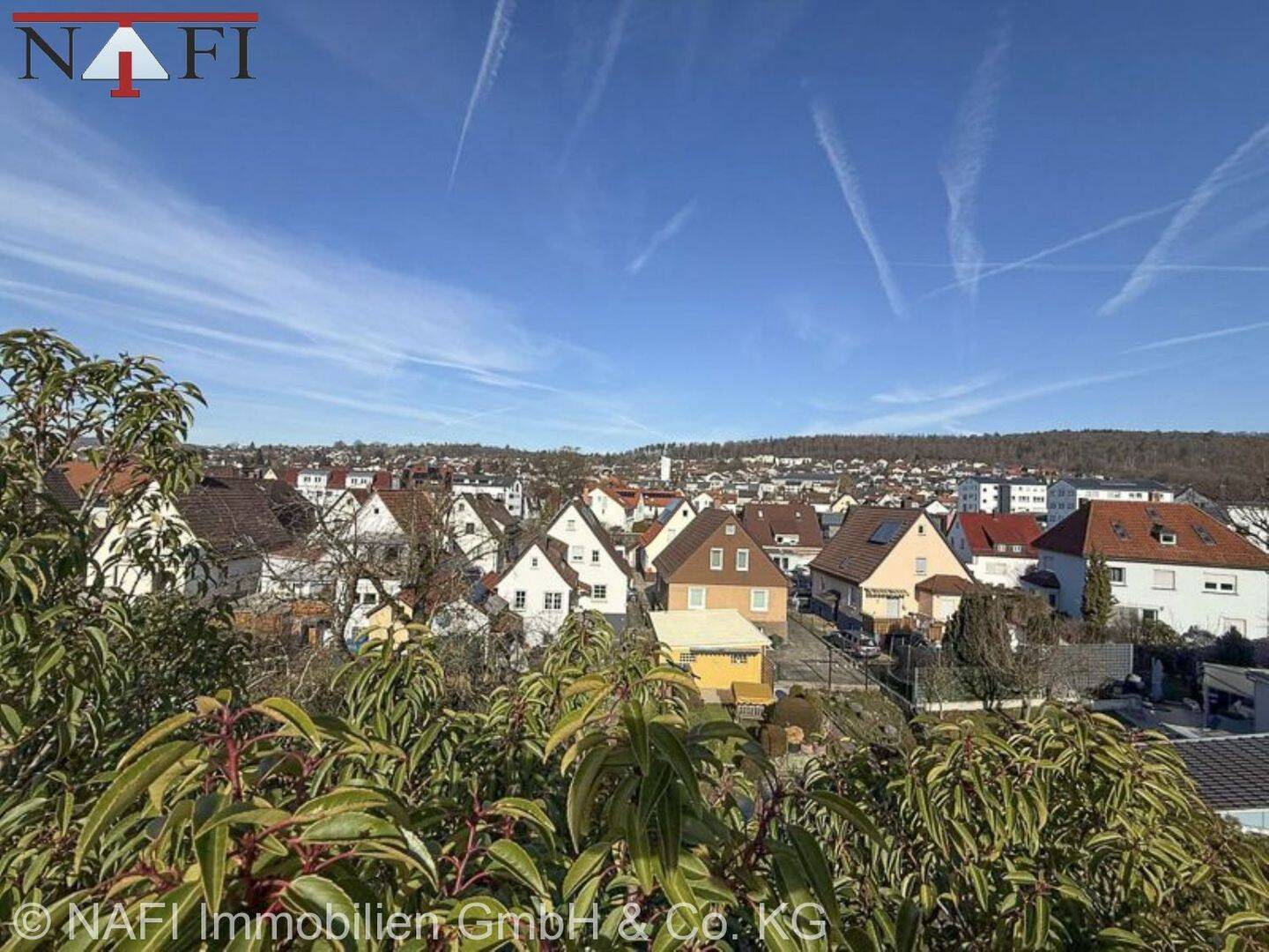 **Exklusives Wohnen mit Weitblick – Stilvolles 3,5-Zi.-Penthouse**, 73061 Ebersbach an der Fils
