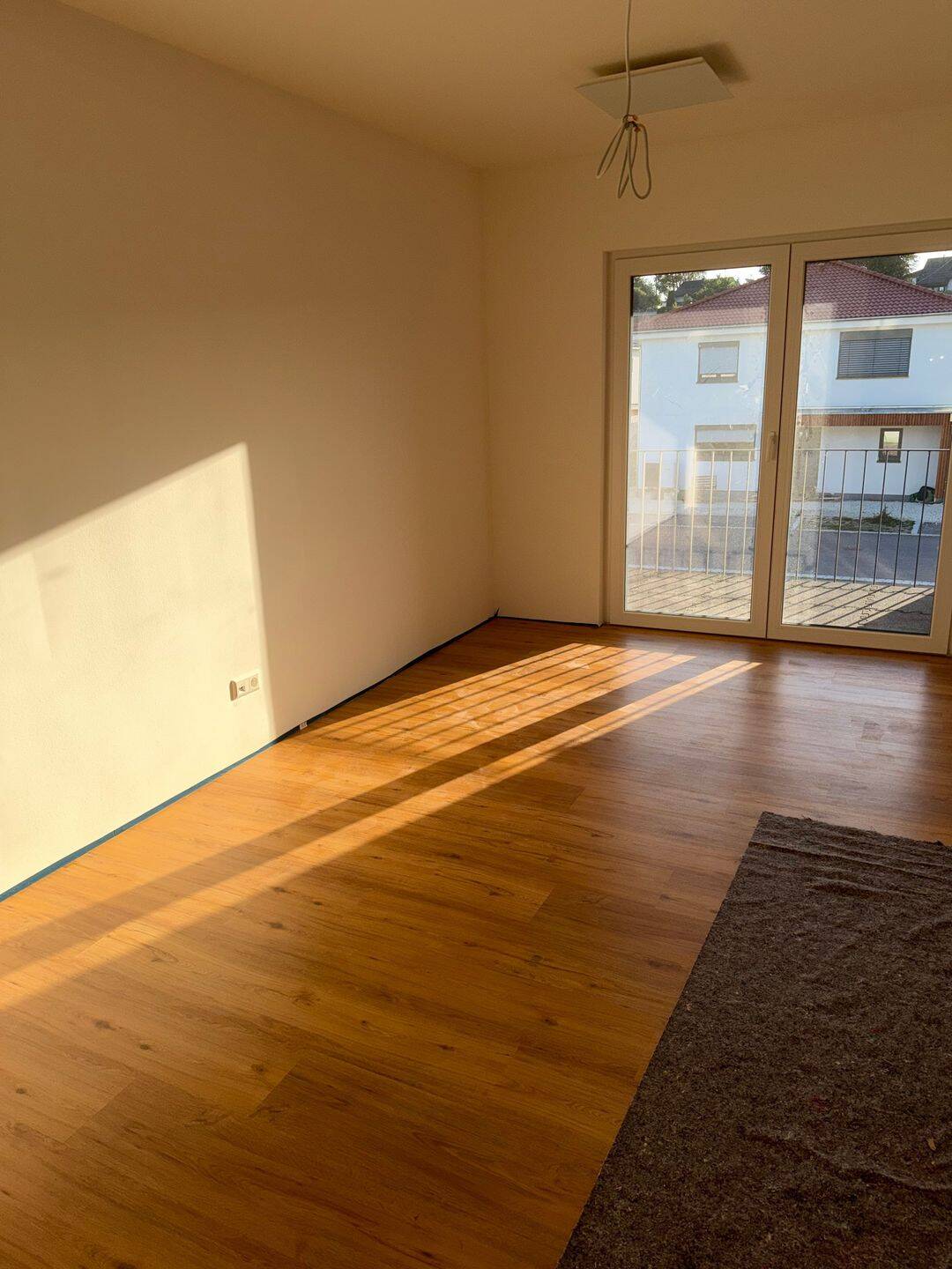 Neubau 3 Zimmerwohnung (2Bäder), 89312 Günzburg