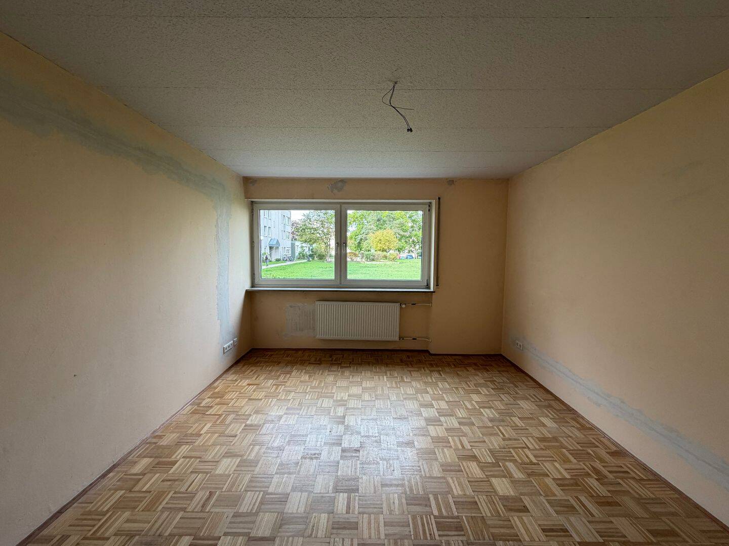 Gut gelegene und helle 1-Zimmer-Wohnung sucht neuen Mieter, 90411 Nürnberg