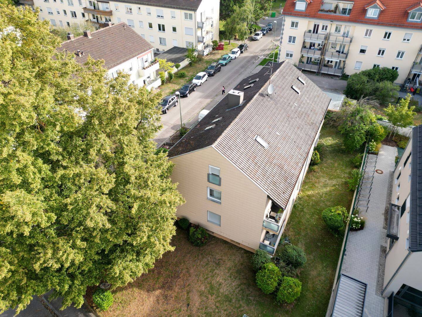 1-Zimmer DG-Wohnung in Augsburg-Hochzoll, 86163 Augsburg (Hochzoll)