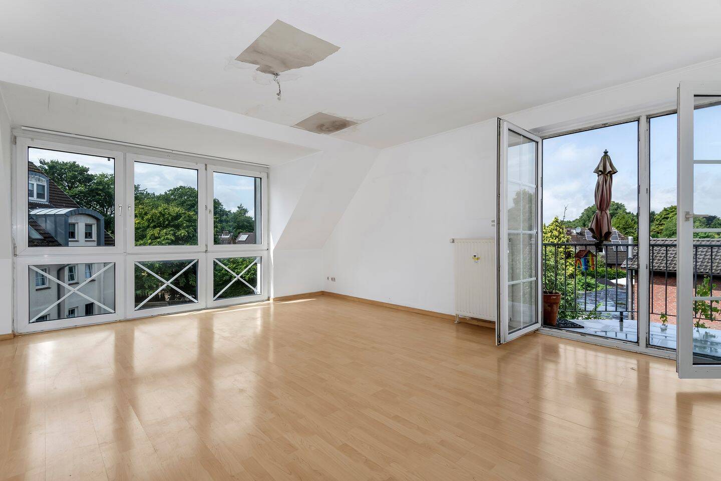 Maisonettewohnung mit Weitblick – Wohnen auf zwei Ebenen in Quickborn, 25451 Quickborn