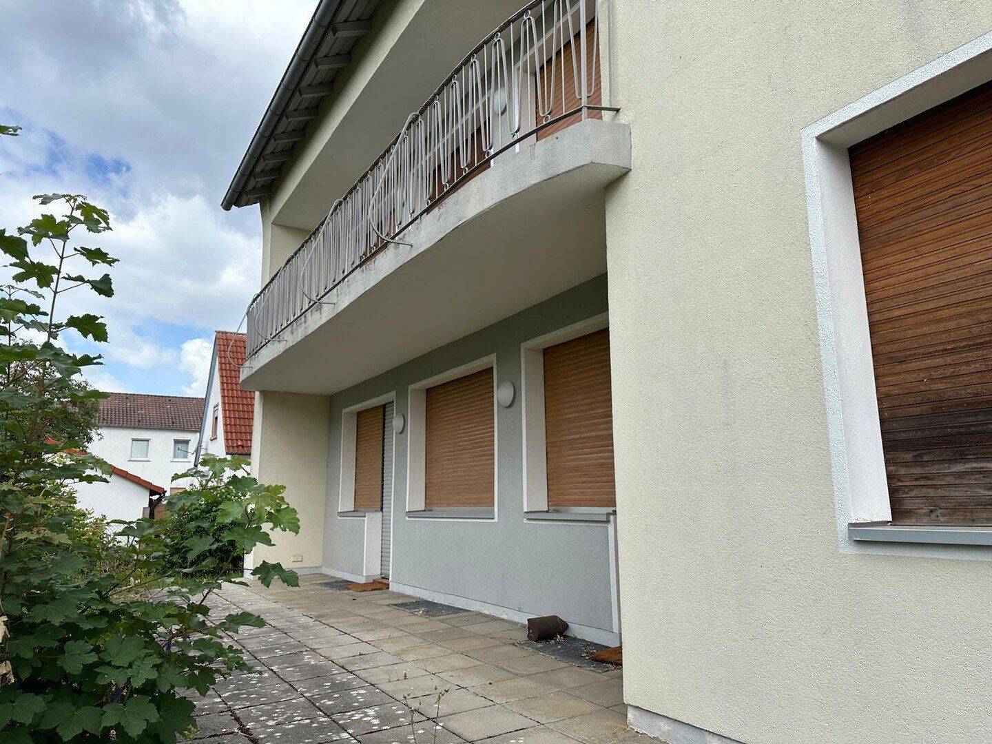 Schönes freistehendes Einfamilienhaus mit großem Naturgarten, 67304 Kerzenheim