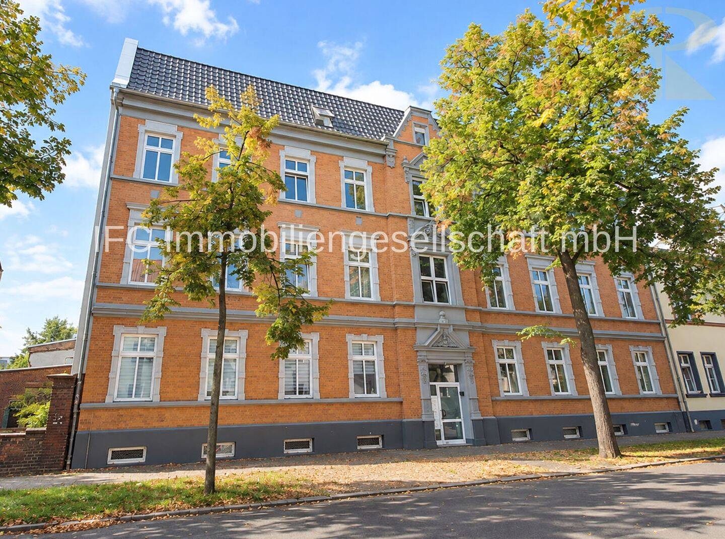 Modernisierte 4-Zimmer-Wohnung mit viel Platz und Kamin in Dessau Nord, 6844 Dessau-Roßlau (Innenstadt Mildensee Waldersee)