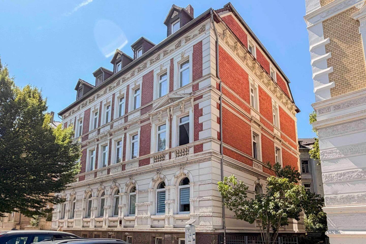 Stilvoller Altbau im Herzen Braunschweigs – 5 Zimmer mit Stuck & hohen Decken, 38100 Braunschweig (Braunschweig Innenstadt)