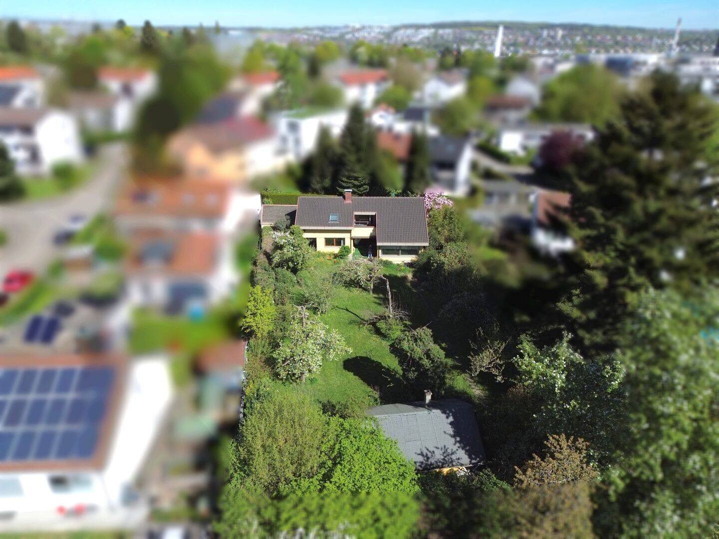 Einfamilienhaus mit großem Garten befristet zu vermieten, 89077 Ulm (Söflingen Weststadt)
