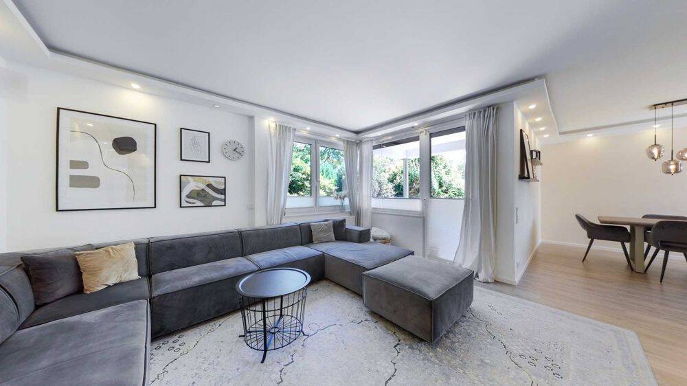 Kernsanierte 4-Zimmer-Wohnung mit Terrasse, Balkon und Aufzug, 22850 Norderstedt