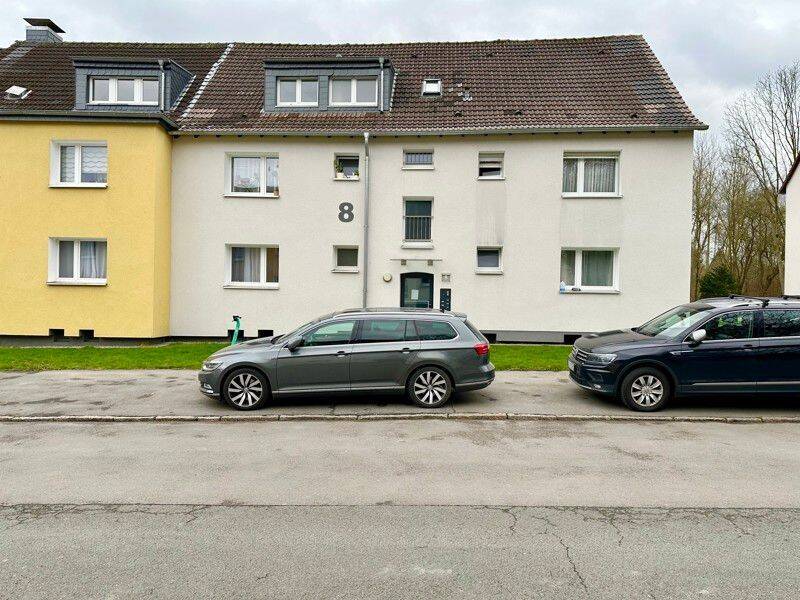 Kernsaniert und hell – individuelle 3-Zi.-DG, 44369 Dortmund