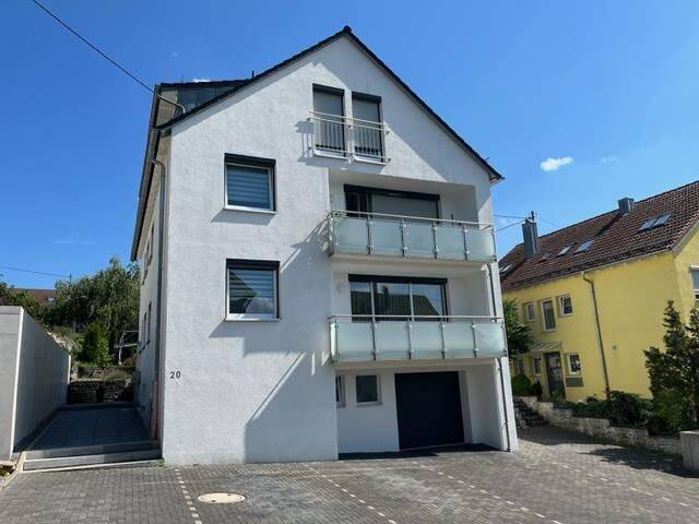 Remshalden: 2016 grundsanierte 3,5-Zimmer Wohnung in ruhiger Lage, 73630 Remshalden