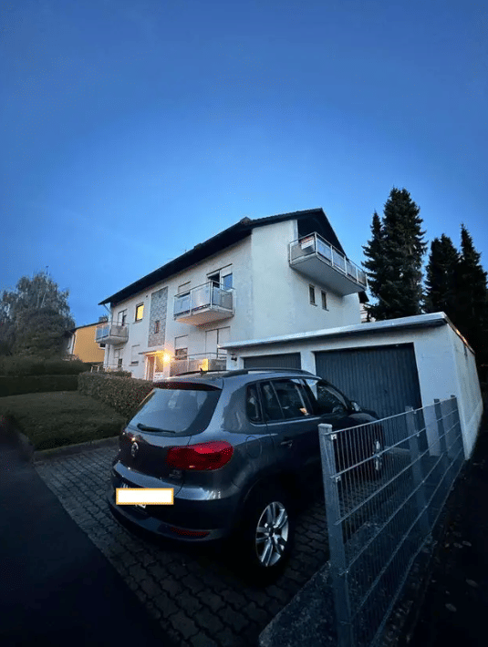 Frisch renovierte & Stilvolle 3,5 Zimmer – Dachgeschosswohnung – Perfekt für Paare und Familien!, 76228 Karlsruhe