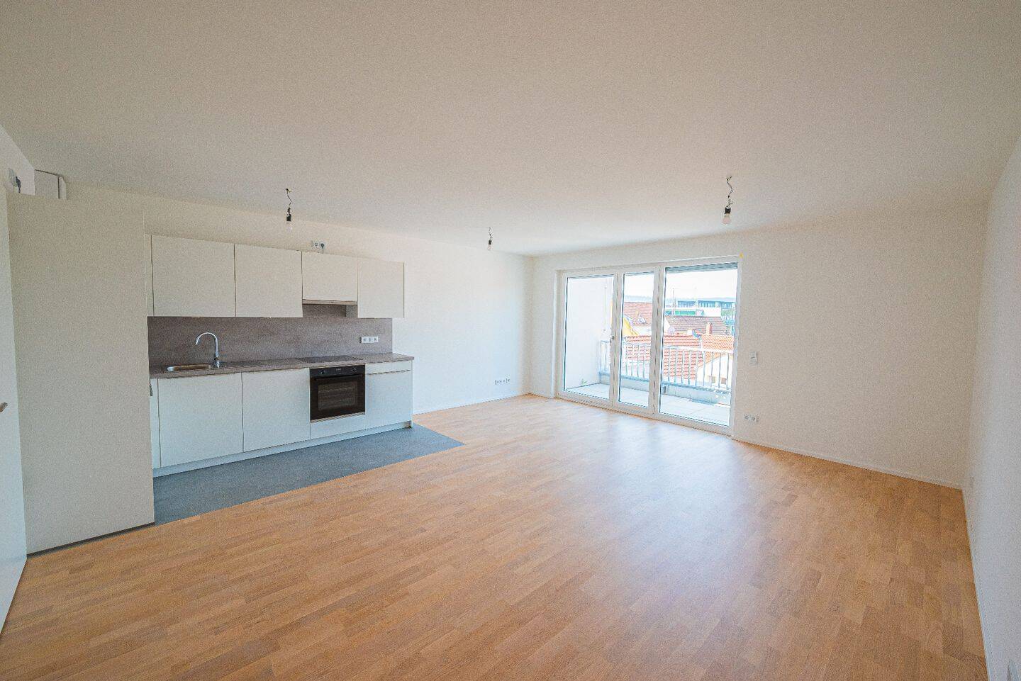 S’LEDERER – Dachgeschosswohnung mit Aussicht zu vermieten!, 73614 Schorndorf