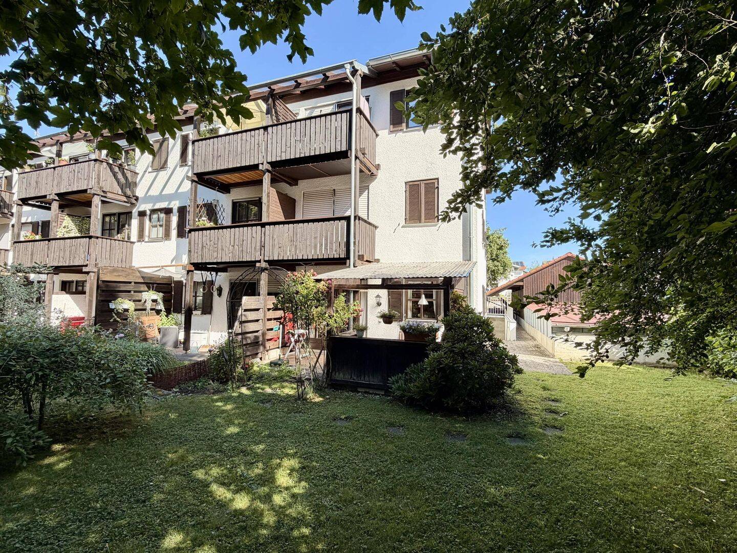 Attraktiv modernisierte Erdgeschosswohnung, 83607 Holzkirchen