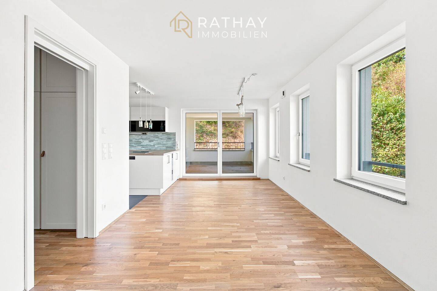 Modern wohnen in Nabburg – hochwertige 3-Zimmer-Wohnung mit außergewöhnlich großzügiger Loggia, 92507 Nabburg